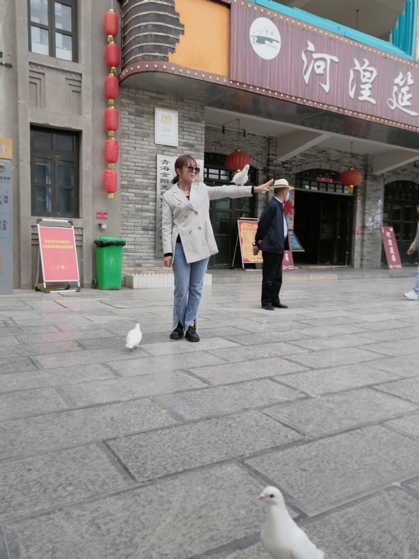 艳艳的第一张照片--西宁认干亲服务网